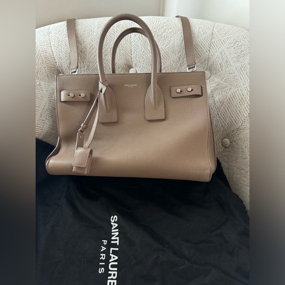 YSL Sac Du Jour Small in Supple Grained Leather - Picture 9 of 9